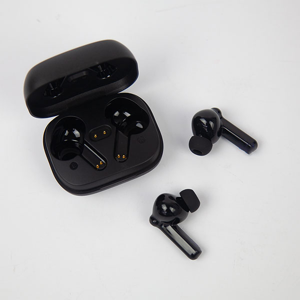  Wireless Earbuds